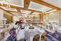   4 kiểu bàn dùng trong nhà hàng tiệc cưới đẹp nhất