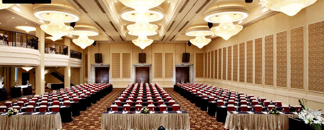 Mẫu áo phủ ghế hội thảo đẹp nhất 2019